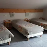 Du Des Corbeaux Hotel 2*