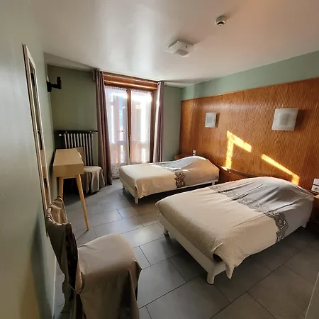 Hotel Du Des Corbeaux La Bresse