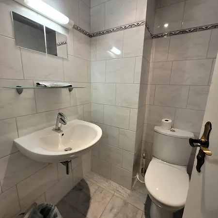 Du Des Corbeaux מלון לה ברסה