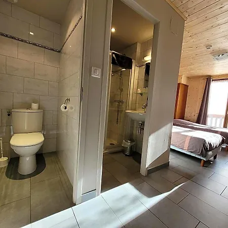 Du Des Corbeaux Hotel