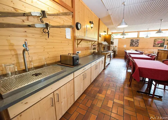 Du Des Corbeaux 2* La Bresse