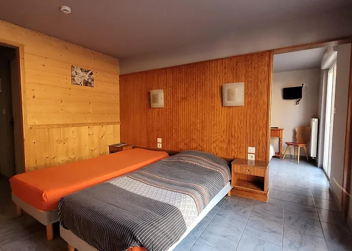 Hotel Du Des Corbeaux La Bresse