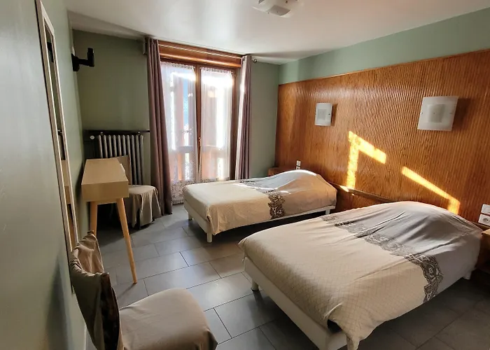 Hotel Du Des Corbeaux La Bresse